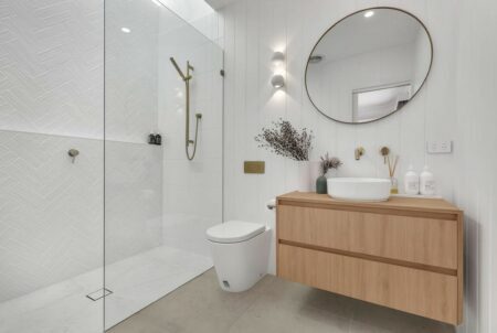 KENNEDY AND CO ANDY ENSUITE